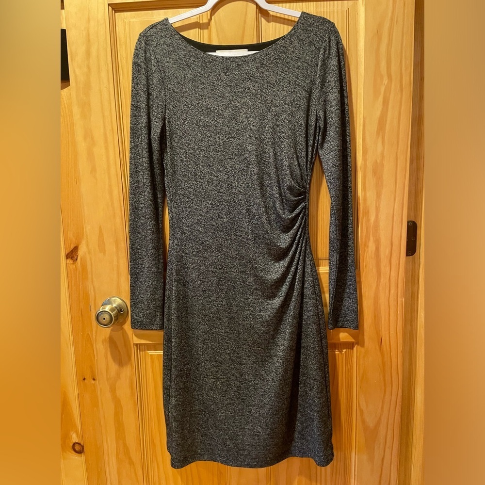 Ann Taylor Loft gray dress cinched waist left side long sleeve knee length
